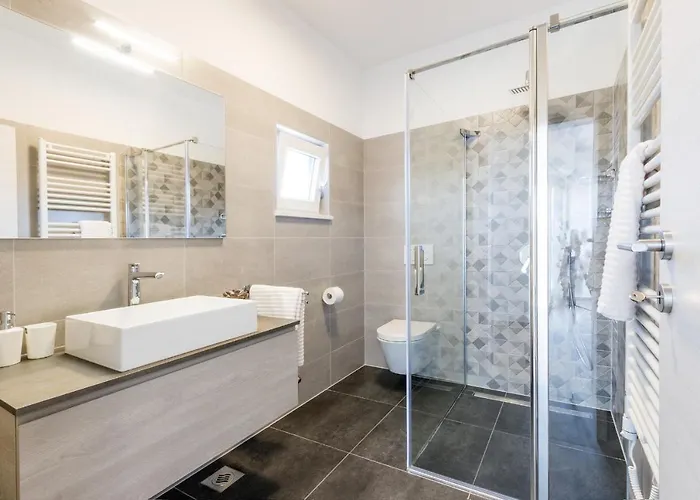 Modern 3-bedroom With A Private Pool * Pula